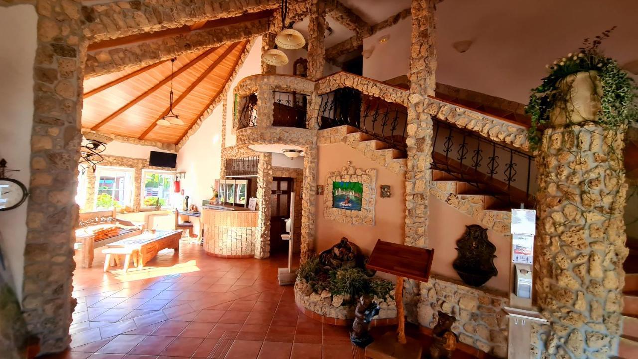 Sedra Holiday Resort-Adults Only-Bed & Breakfast Rakovica Ngoại thất bức ảnh